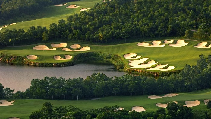 Khám phá sân Golf lớn nhất thế giới của đất nước tỉ dân- Mission Hills Golf Club